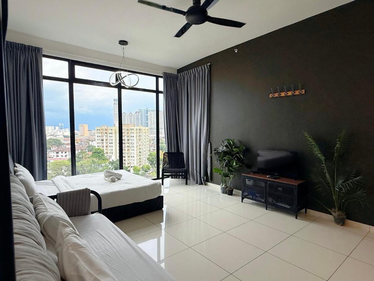 Beacon Executive Suite - City View - By Iz Джорджтаун Экстерьер фото